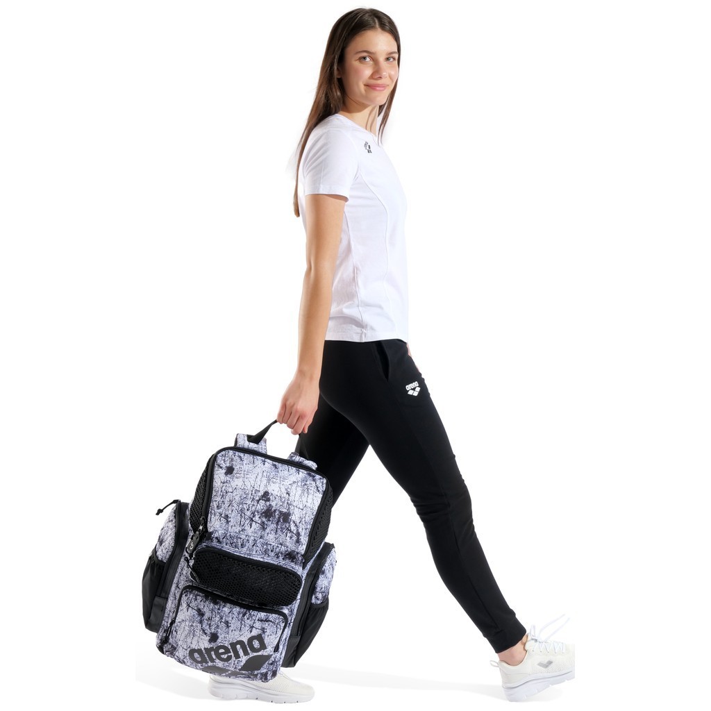 arena-one-go-backpack-45l-ao-allover-v1.jpg