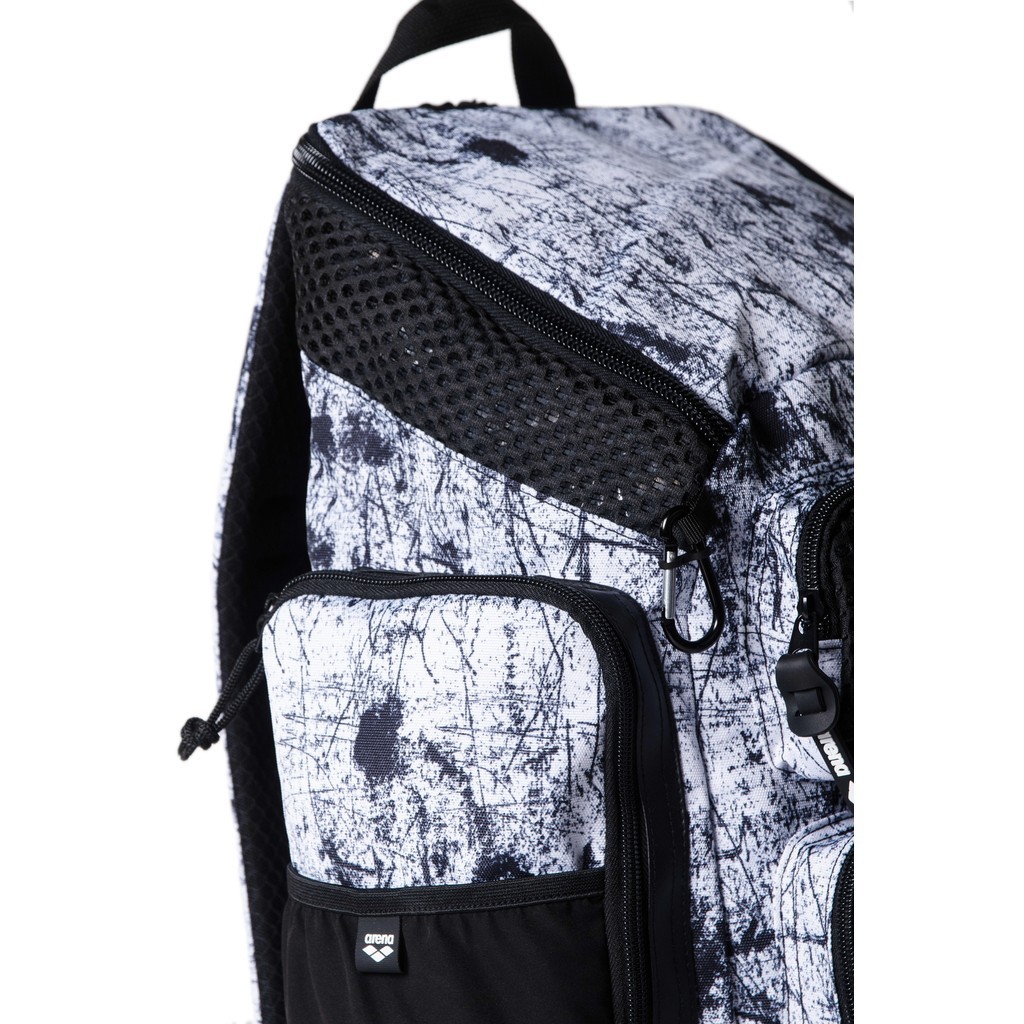 arena-one-go-backpack-45l-ao-allover-v10.jpg