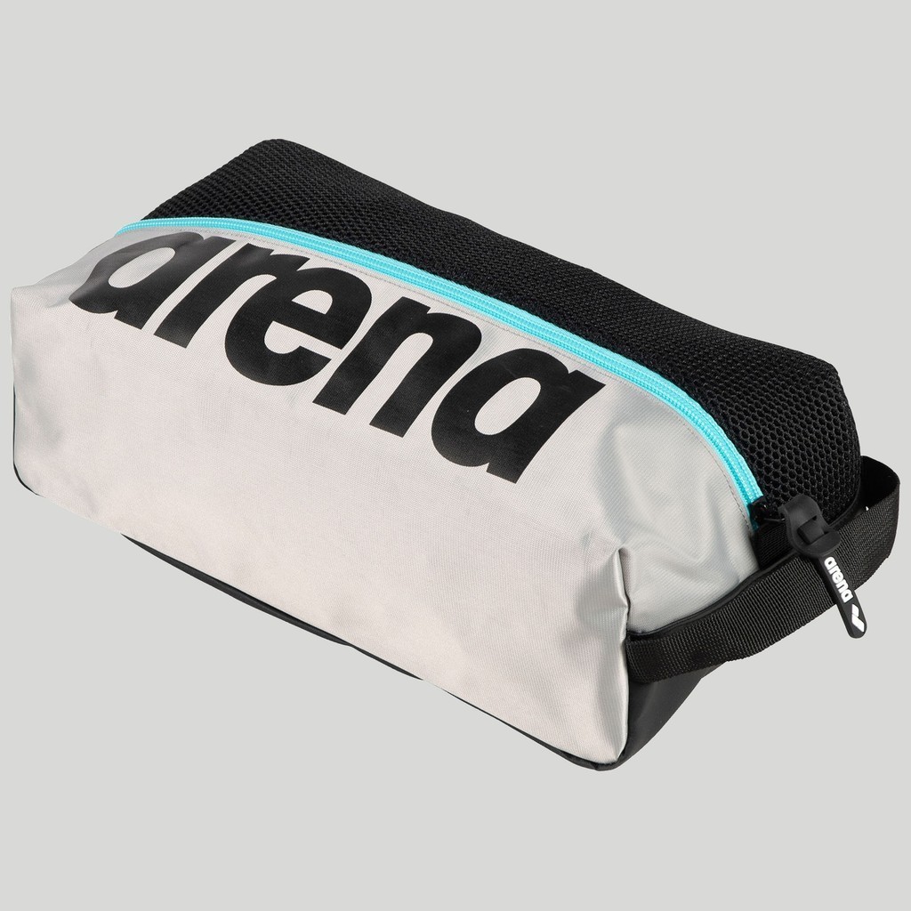 arena-spiky-iii-pocket-bag-v2.jpg