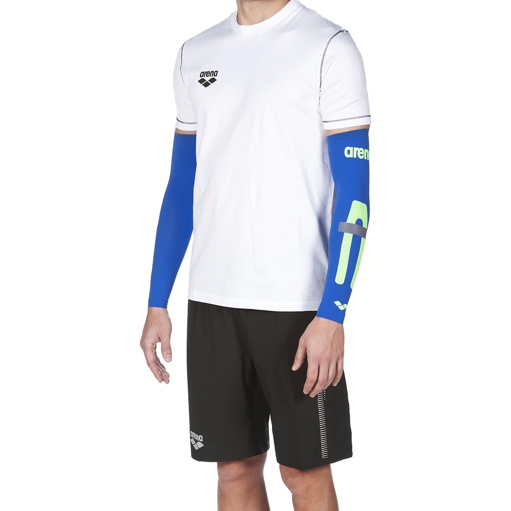 arena-unisex-carbon-compression-arm-sleeves-v2.jpg