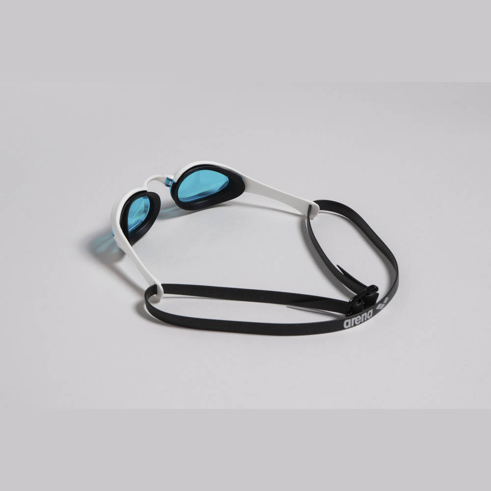 Arena Cobra Ultra Swipe