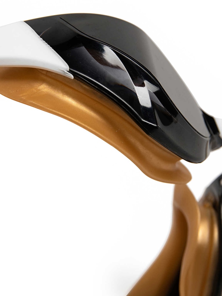 Arena Cobra Edge Swipe