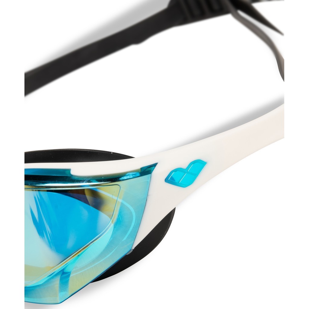 arena-cobra-edge-swipe-mr-v3.jpg