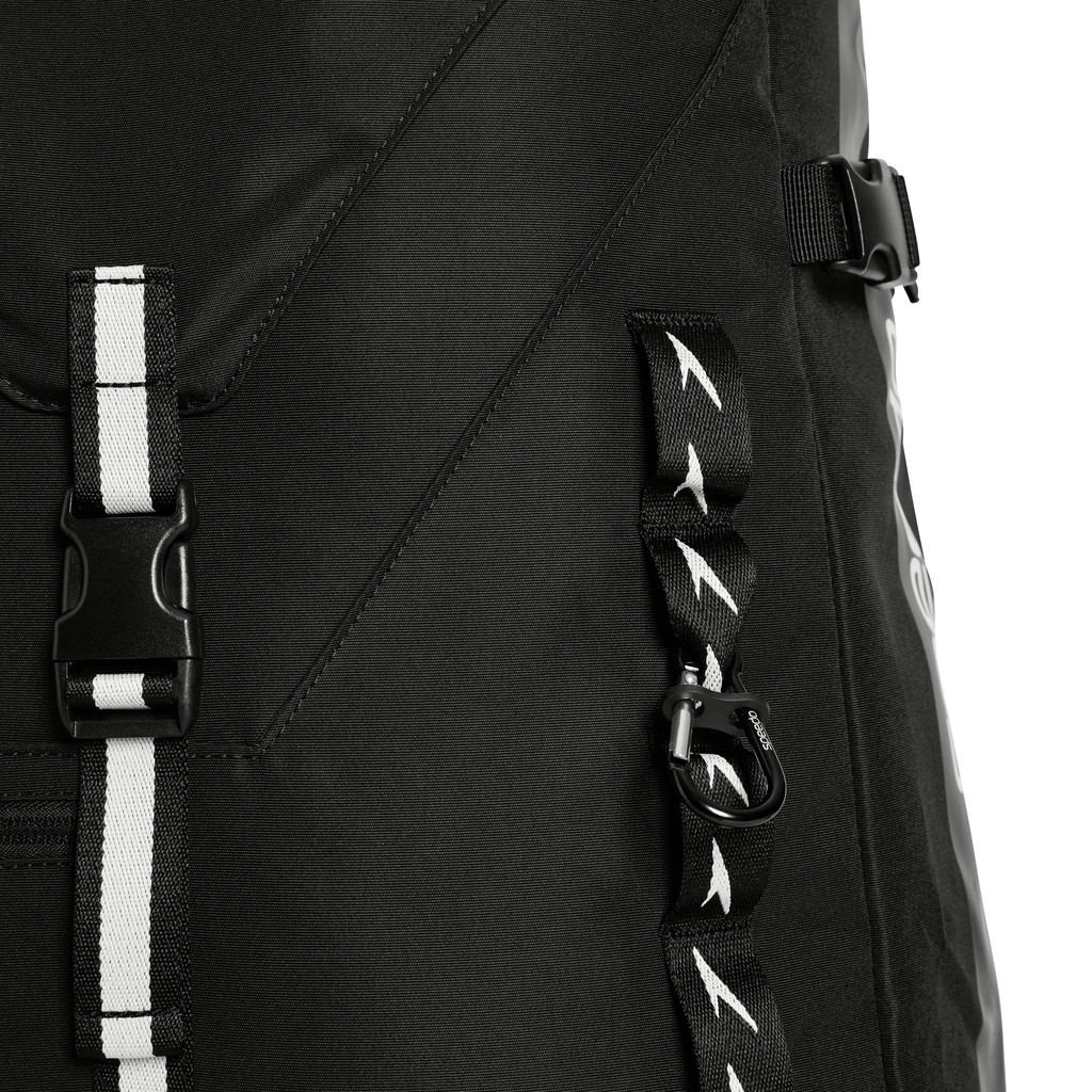 speedo-45l-pro-bag-rucksack-v4.jpg
