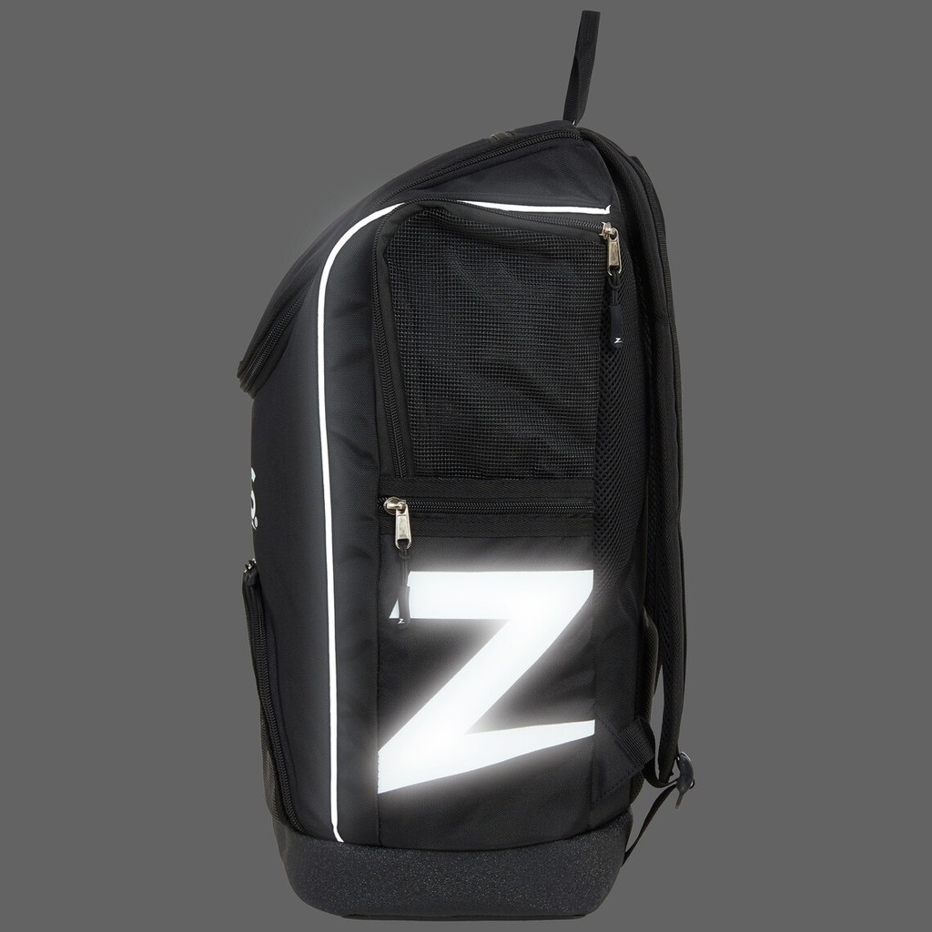 zoggs-planet-r-pet-backpack-33-black-black-web6.jpg