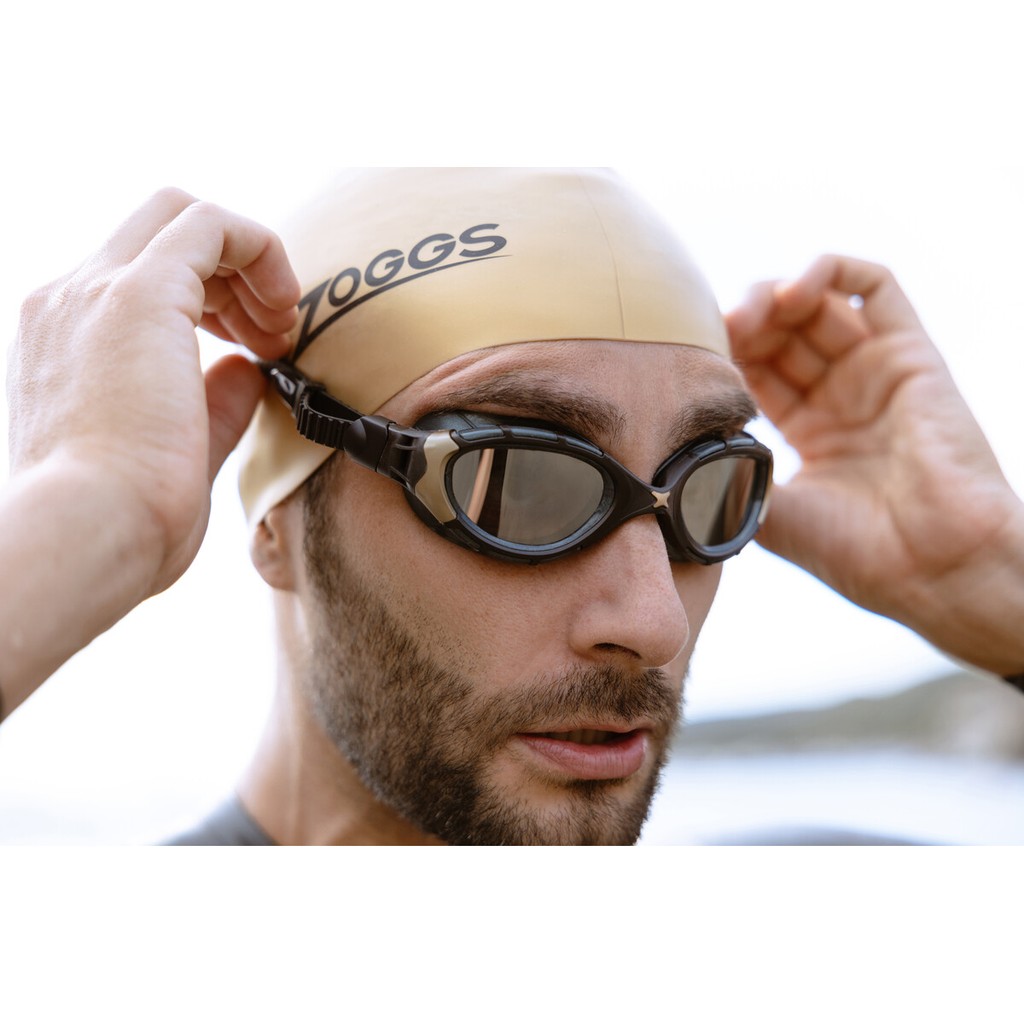 zoggs-predator-flex-titanium-reactor-small-web1.jpg